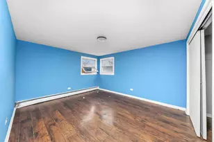 7327 S Kingston Ave, Chicago, IL 60649 - Photo 8