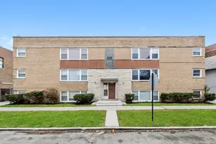 7327 S Kingston Ave, Chicago, IL 60649 - Photo 2