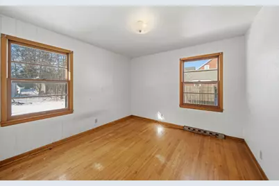 313 E Lincoln Street, Mount Morris, IL 61054 - Photo 12