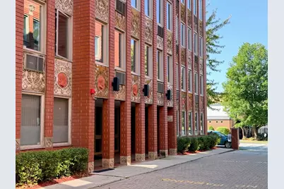 1041 Susan Collins Lane #402, Oak Park, IL 60302 - Photo 1