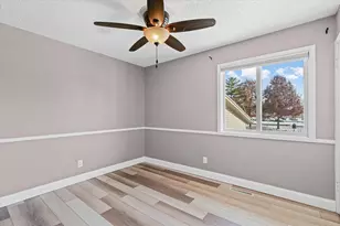 702 Devonshire Dr, Champaign, IL 61820 - Photo 20