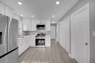 436 Hickory St, Chicago Heights, IL 60411 - Photo 14