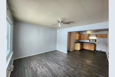 3326 Montrose Avenue, Rockford, IL 61101 - Photo 2