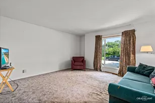 910 Southbridge Dr, Aurora, IL 60506 - Photo 10