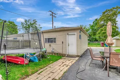 136 E 10th Street, Chicago Heights, IL 60411 - Photo 26