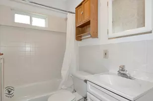 136 E 10th St, Chicago Heights, IL 60411 - Photo 18