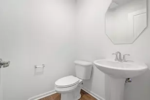 402 Red Oak Cir, Volo, IL 60020 - Photo 10