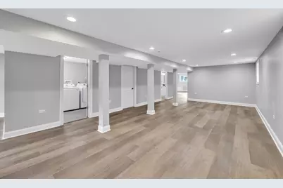 2107 East Avenue, Berwyn, IL 60402 - Photo 32