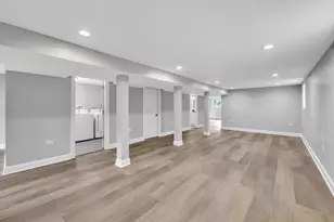 2107 East Ave, Berwyn, IL 60402 - Photo 32