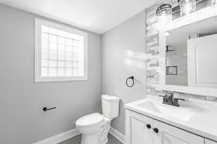 2107 East Ave, Berwyn, IL 60402 - Photo 34