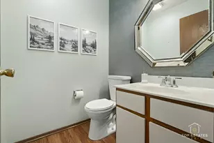 751 W Happfield Dr, Arlington Heights, IL 60004 - Photo 12