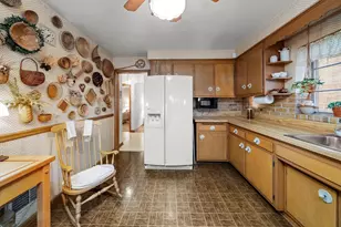 3915 W 64th Pl, Chicago, IL 60629 - Photo 10