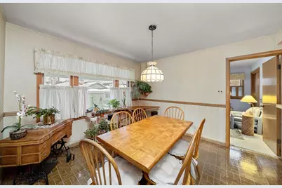 3915 W 64th Place, Chicago, IL 60629 - Photo 14