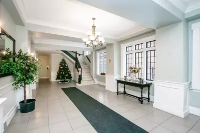 4144 N Sheridan Road #409, Chicago, IL 60613 - Photo 4