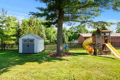 7715 Virginia Court, Willowbrook, IL 60527 - Photo 32