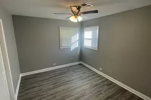 432 Hickory St, Chicago Heights, IL 60411 - Photo 10