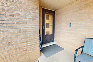 142 W Chicago Ave, Downers Grove, IL 60515 - Photo 2