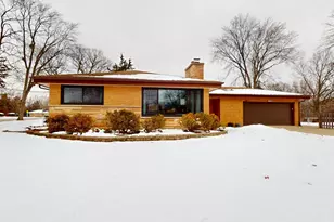 142 W Chicago Ave, Downers Grove, IL 60515 - Photo 1