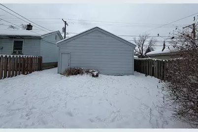 12504 Maple Avenue, Blue Island, IL 60406 - Photo 10