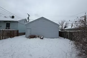 12504 Maple Ave, Blue Island, IL 60406 - Photo 10