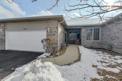 19242 104th Avenue, Mokena, IL 60448 - Photo 2