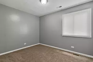 5838 Woodgate Dr, Matteson, IL 60443 - Photo 8