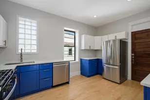 2415 W Warner Ave, Chicago, IL 60618 - Photo 14