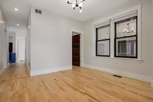 2415 W Warner Ave, Chicago, IL 60618 - Photo 6