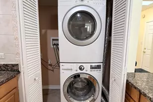 3643 S Hamilton Ave, Chicago, IL 60609 - Photo 10