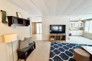 114 Melbrooke Dr, Elgin, IL 60123 - Photo 6