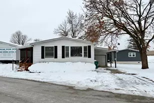 114 Melbrooke Dr, Elgin, IL 60123 - Photo 1