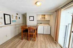 114 Melbrooke Dr, Elgin, IL 60123 - Photo 14