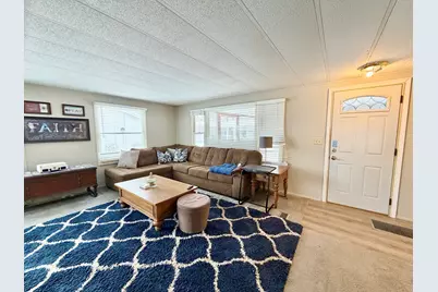 114 Melbrooke Drive, Elgin, IL 60123 - Photo 4