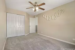 672 Anchorage Ct, Pingree Grove, IL 60140 - Photo 18