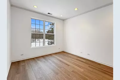 31782 N Pineview Boulevard, Lakemoor, IL 60051 - Photo 10