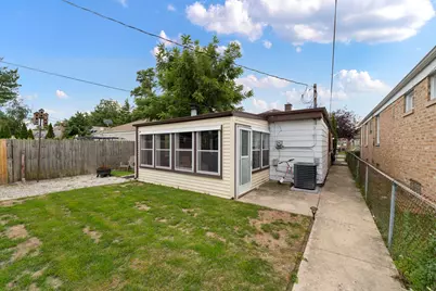 2449 Leyden Avenue, River Grove, IL 60171 - Photo 24
