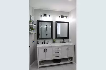 908 Glenmore Lane, Elgin, IL 60124 - Photo 16