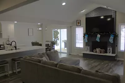 908 Glenmore Lane, Elgin, IL 60124 - Photo 10