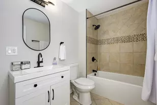 526 Thomas Rd, Bolingbrook, IL 60440 - Photo 18