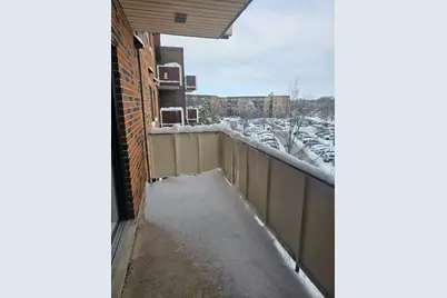 850 Wellington Avenue #415, Elk Grove Village, IL 60007 - Photo 10