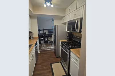 850 Wellington Avenue #415, Elk Grove Village, IL 60007 - Photo 18