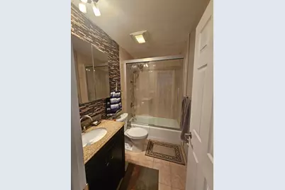 850 Wellington Avenue #415, Elk Grove Village, IL 60007 - Photo 6