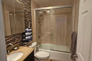 850 Wellington Ave, Elk Grove Village, IL 60007 - Photo 6