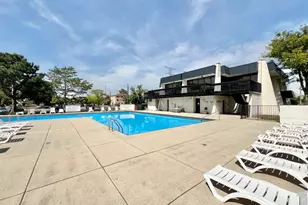 9098 W Terrace Dr, Niles, IL 60714 - Photo 30