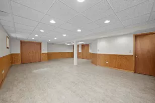 9047 W Oak Crest Ct, Palos Hills, IL 60465 - Photo 22