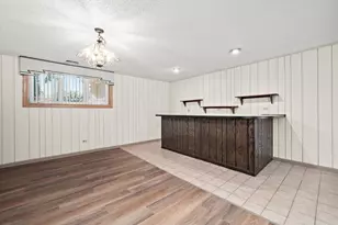 9047 W Oak Crest Ct, Palos Hills, IL 60465 - Photo 14