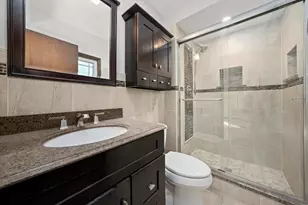 9047 W Oak Crest Ct, Palos Hills, IL 60465 - Photo 32