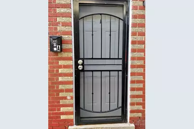 7910 S Muskegon Avenue #1, Chicago, IL 60617 - Photo 2