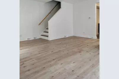 7910 S Muskegon Avenue #1, Chicago, IL 60617 - Photo 18