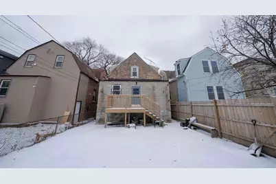1224 N Harding Avenue, Chicago, IL 60651 - Photo 18